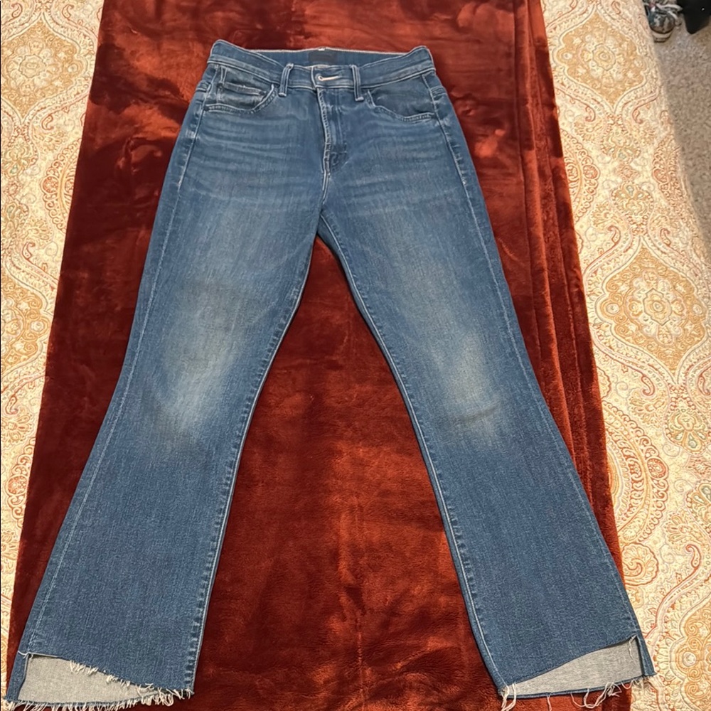 MOTHER denim the Insider Crop Step Fray